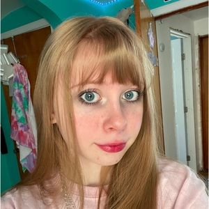 Meet your Posher, Mackenna